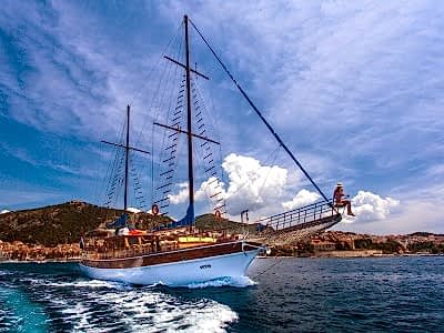 Mini Blue Cruises